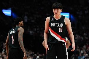 轮换模式已定？杨瀚森再次仅首节出战 4分钟得到2分1板1犯