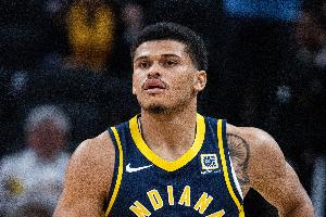 铁到没眼看！丹尼斯14中3得8分4板5助 正负值-26全队最低