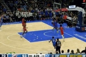 探囊取物！亚历山大反篮上进 本场已砍21分&连续79场20+