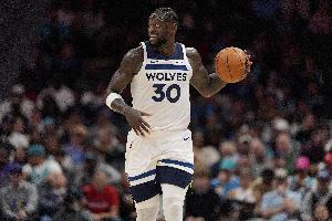 兰德尔谈惨败：我们完全没防住对手 下半场他们几乎得了100分