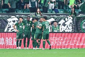 媒体人：国安今年薪水发放情况很正常，欠薪8个月肯定不真实