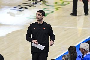 戴格诺特：第二节末段攻势稳住了比赛局势 帮我们重新找回了状态