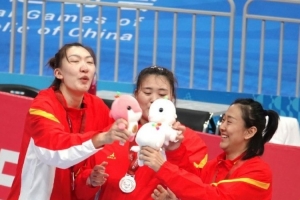 获得全运会女篮成年组银牌！高颂：因上努力 果上随缘