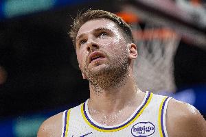 东契奇：考虑到球队状况这是一场难以置信胜利 体现了我们的特点