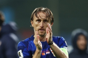 不败收官！克罗地亚3-2逆转黑山，佩里西奇点射、弗拉西奇绝杀