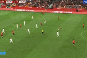 完美开局！库库雷利亚横传助攻，奥尔莫破门！西班牙1-0土耳其